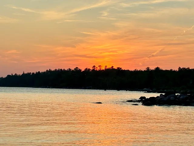 Bruce Bay Cottages & Lighthouse