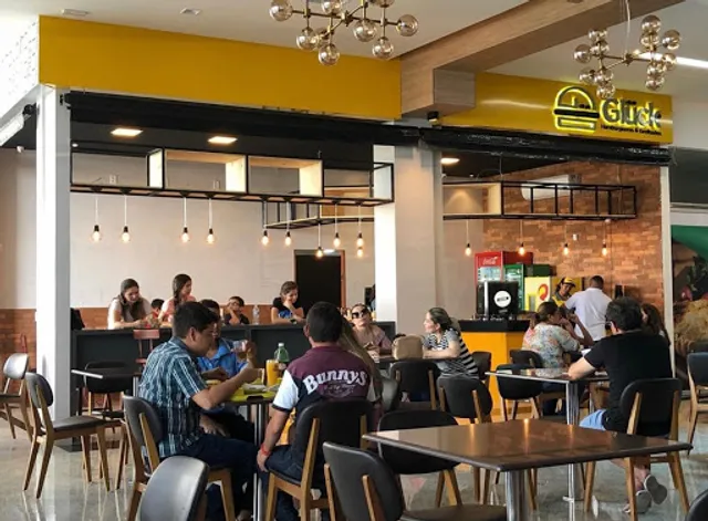 Glück Hambúrgueres e Grelhados - Plaza Shopping