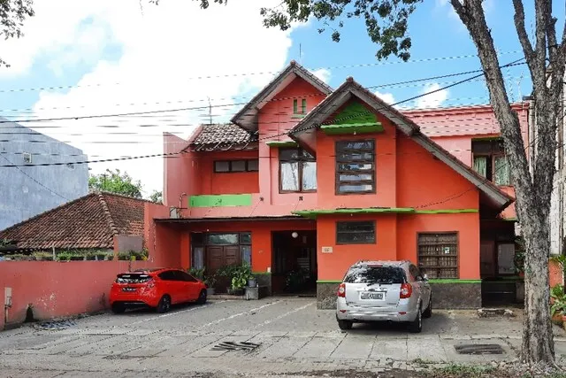 OYO 90523 Homestay Jenggolo