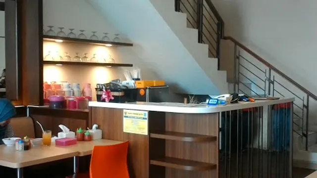 REGAL Dim Sum & Mie Ceker