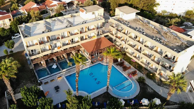 Dias Studios & Suites