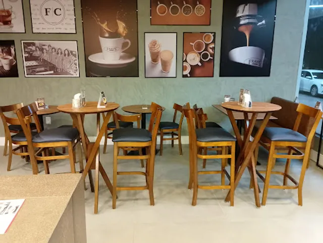 FRAN'S CAFE - 302 Sul