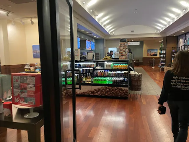 Marina Market and Café