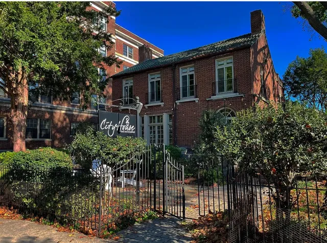City House Bed & Breakfast