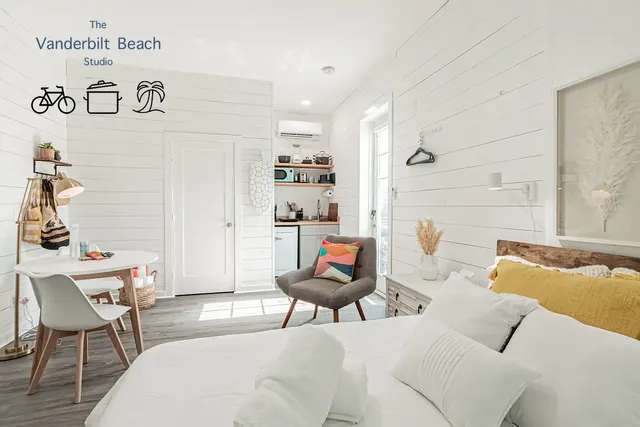 Vanderbilt Beach Studio