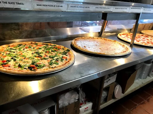 Lovers Pizza Pasta & Grill