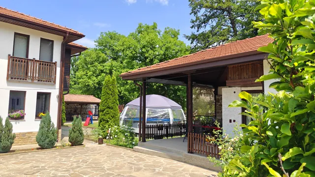 Къщи за гости "Тепавица" - Pool & Coworking