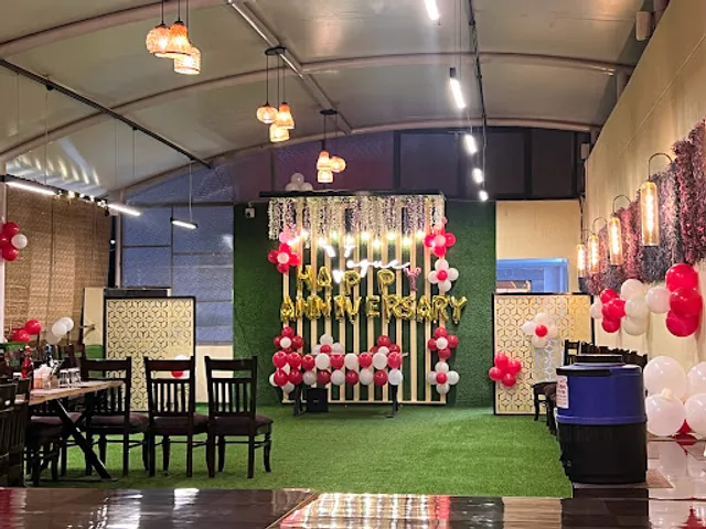 Vogue Restaurant & Cafe (Best restaurant in Ajmer)