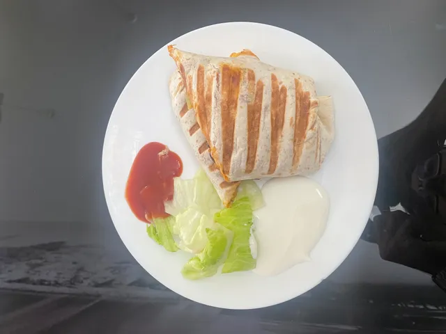 Jídelna a lahůdkářství LABE