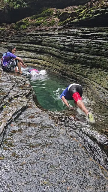 Devil's Bathtub Swimming Hole and Waterfall