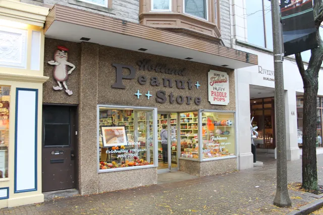 Holland Peanut Store