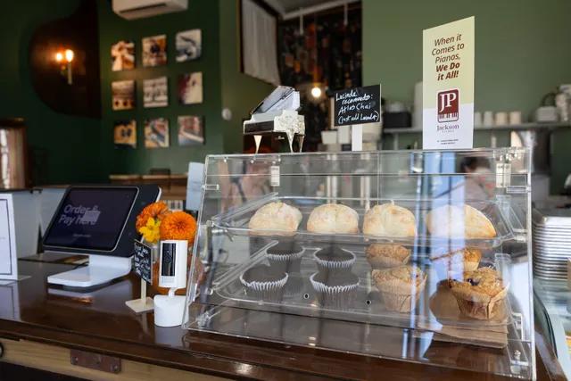 Noteworthy Cultural Center and Cafe