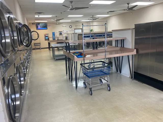 Laundry Room Laundromat