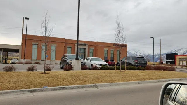 Zions Bank Timpanogos Highway