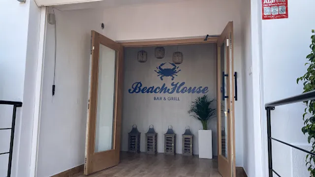 Beachhouse bar & grill