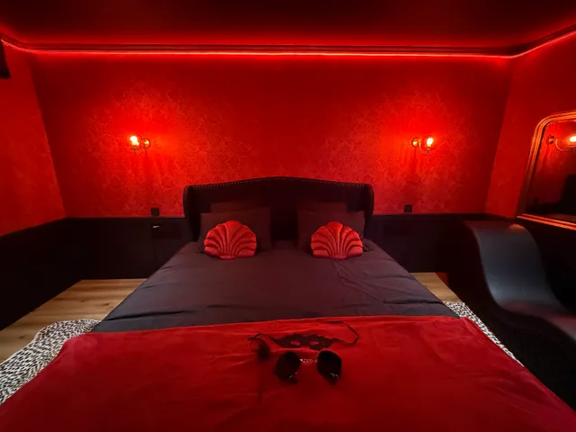 L"Instant X - La Villa 1900 - Love Room