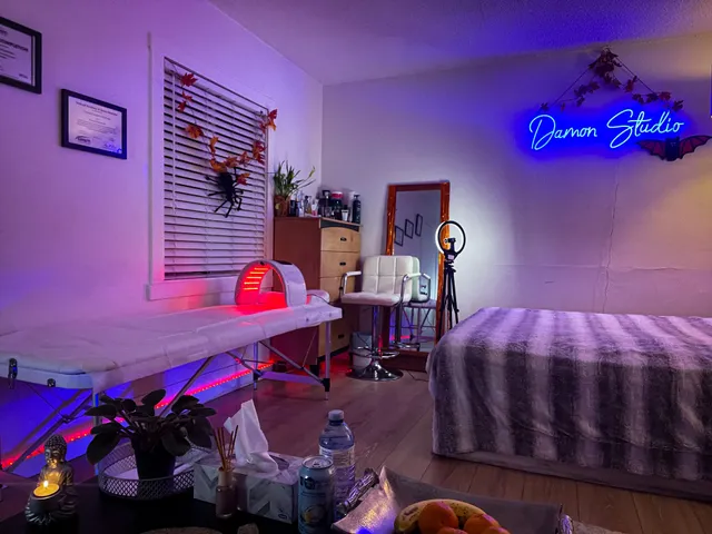 Damon Spa Studio For Men