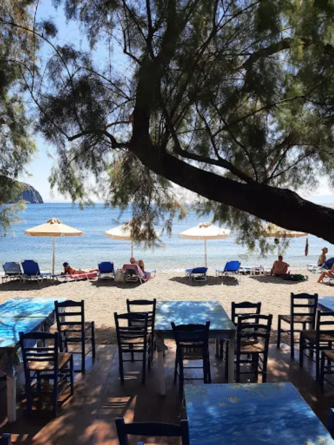 Tarti Beach Taverna