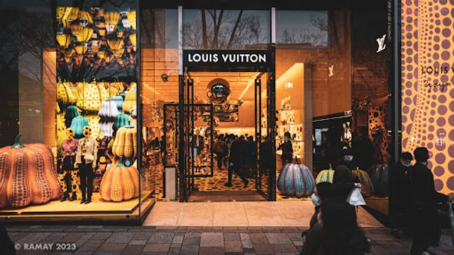 ルイ･ヴィトン 表参道店