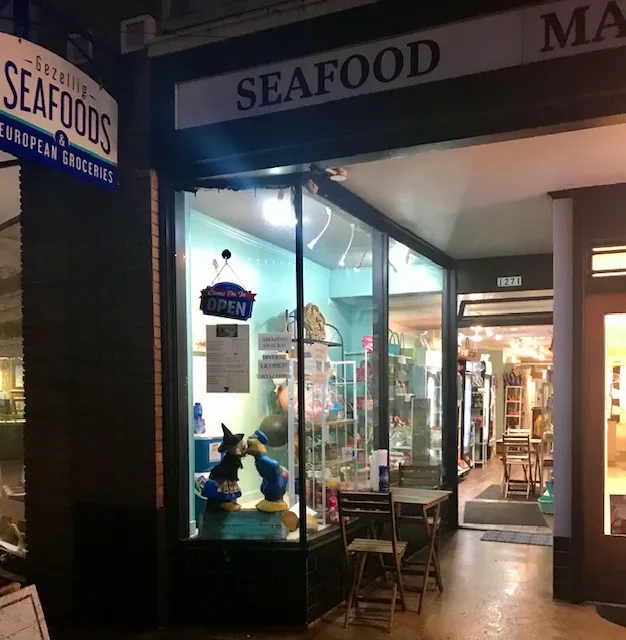 Gezellig Seafoods and European Groceries