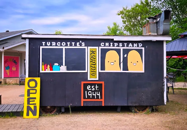 Turcotte's Chipstand