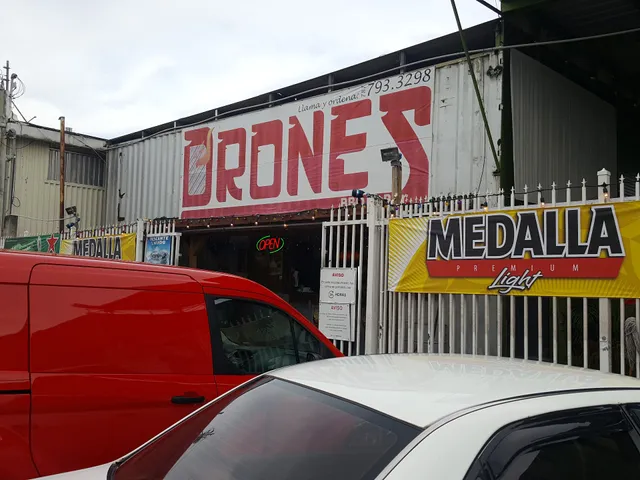 Los Drones BBQ & Bar
