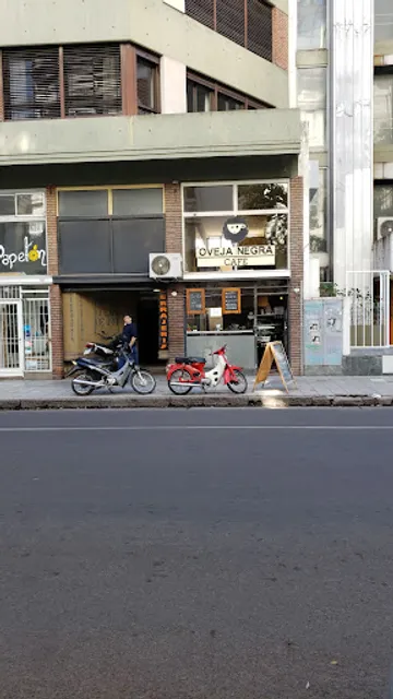 Oveja Negra Café