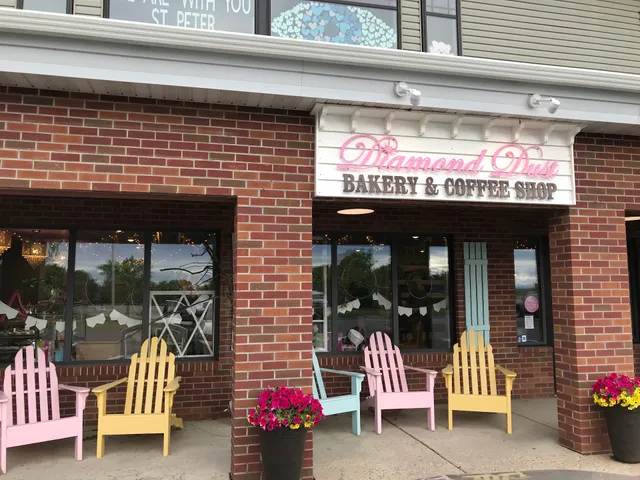 Diamond Dust Bakery & Coffee Shop