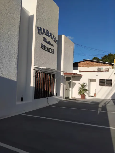 Habana Beach Flat