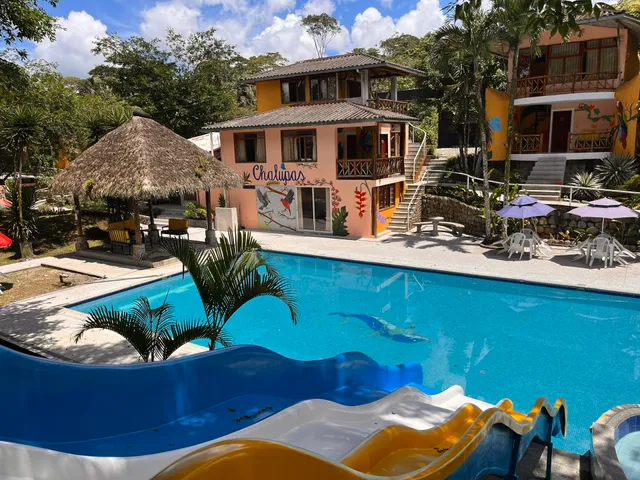 HOSTERIA CHUQUITOS - CHALUPAS