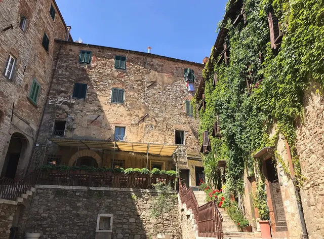 La Piazzetta Toscana B&B