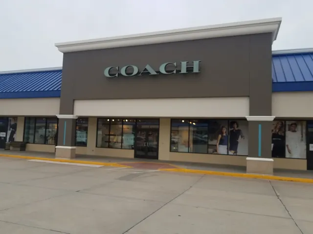 COACH Outlet