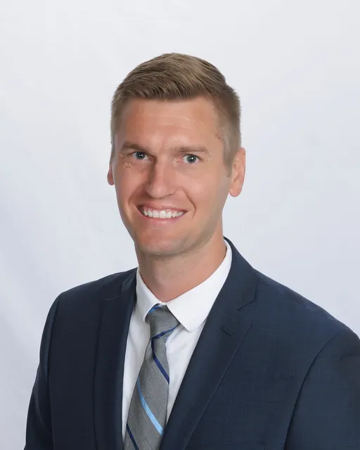 Farmers Insurance - Tyler Sturos