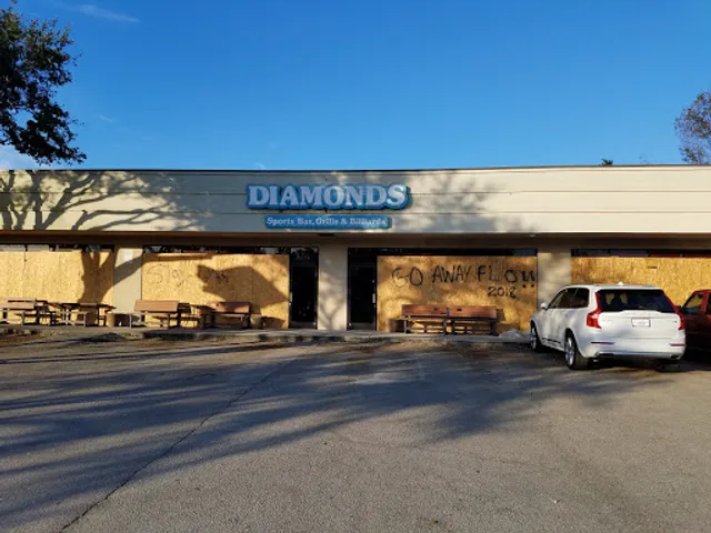 Diamonds Grille & Billiards