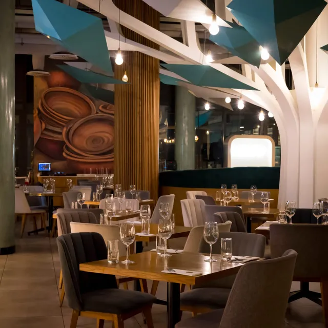 Bowl'd Restaurant, Bar & Lounge