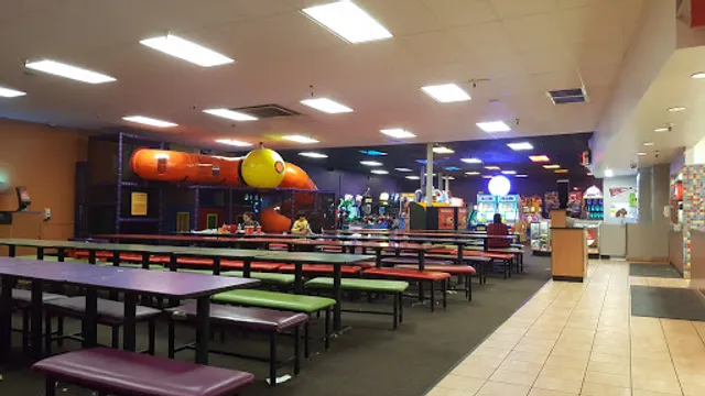 Peter Piper Pizza