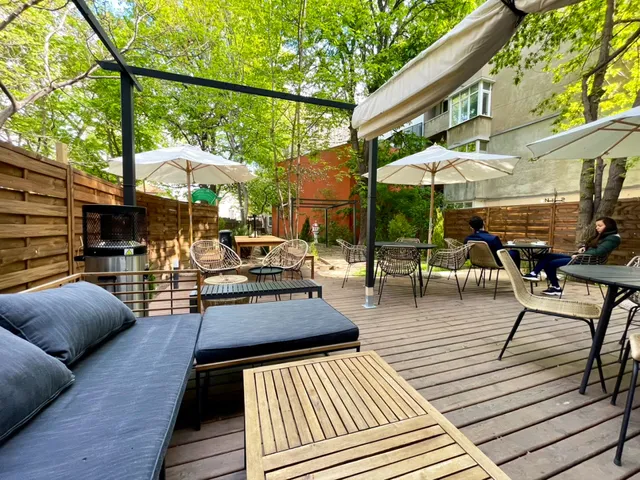 Altruist - Urban Coffee Shop & Pastry