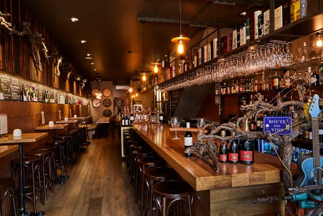 Feast Wine Bar - Hampton