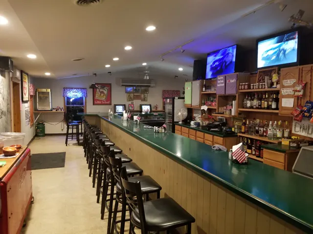 Cindy's Bar and Restaurant