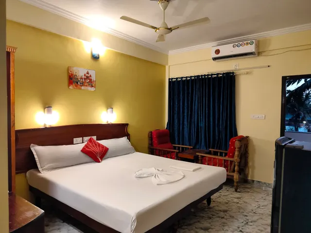 Chandu beach holidays kovalam