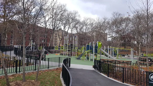 Lincoln Terrace / Arthur S. Somers Park