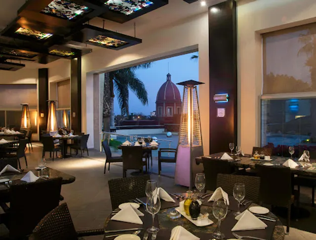 Los Vitrales Restaurante León