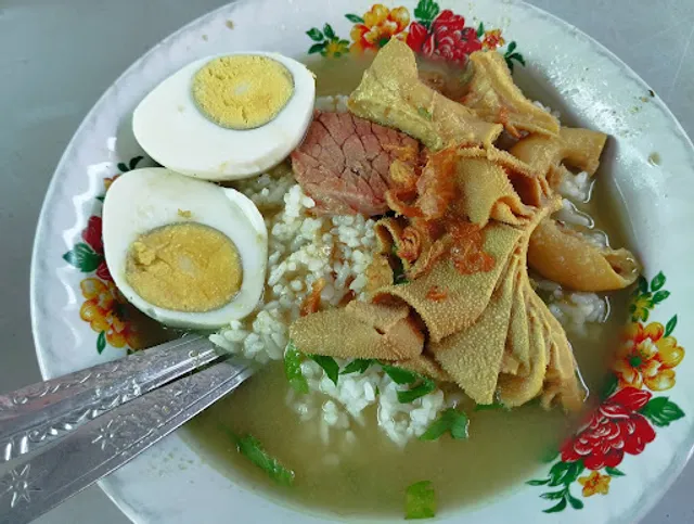 Soto Daging Madura Cak Sugik