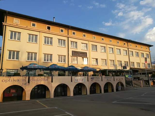 Life Hostel Slovenia