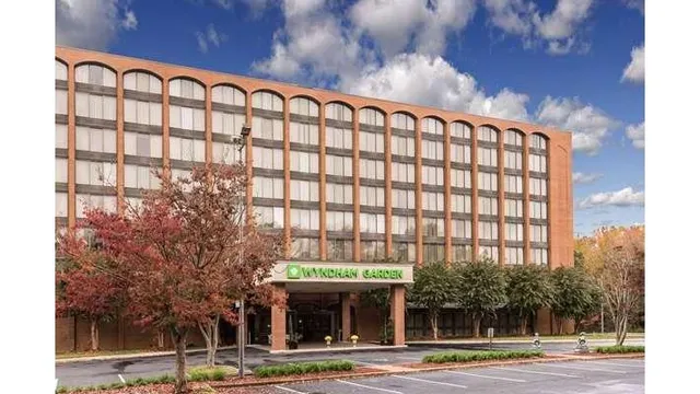 Wyndham Garden Williamsburg Busch Gardens Area