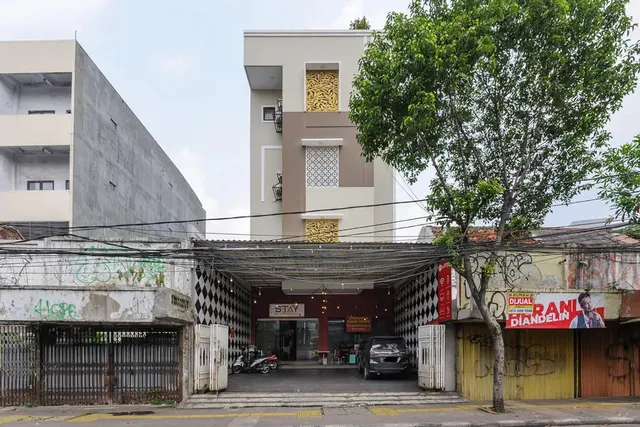 RedDoorz Syariah @ Jatinegara.