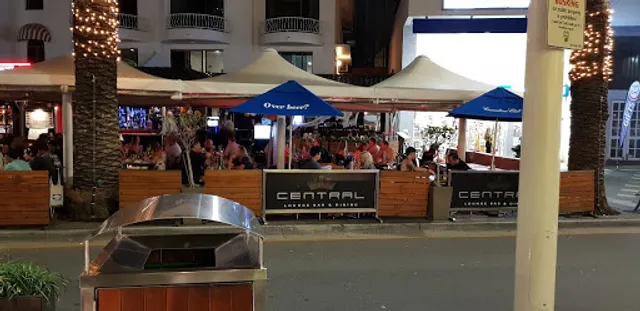 Central Lounge Bar and Dining