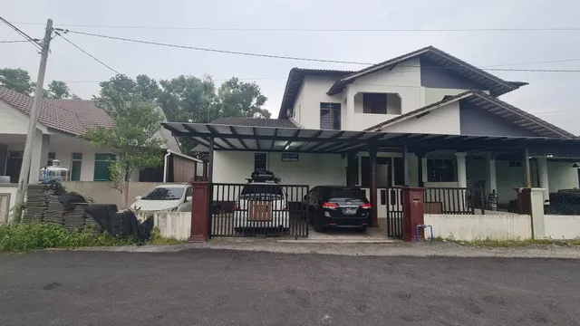 ALFAATIH GUEST HOUSE KUALA TERENGGANU
