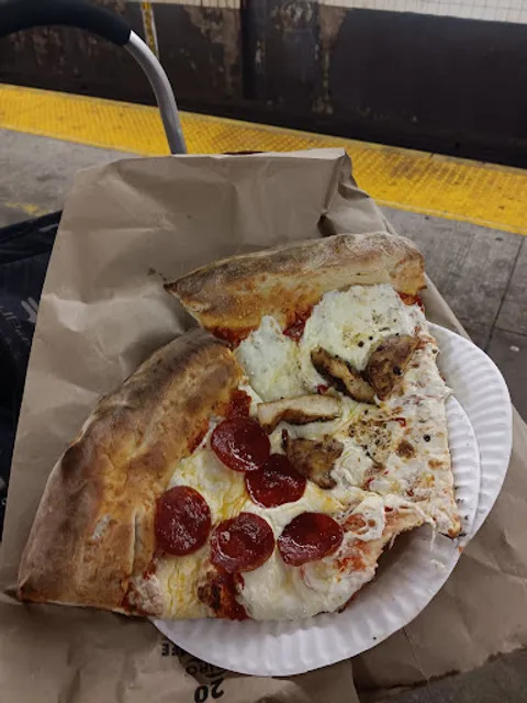 La Casa Del Panuozzo and brick oven pizza