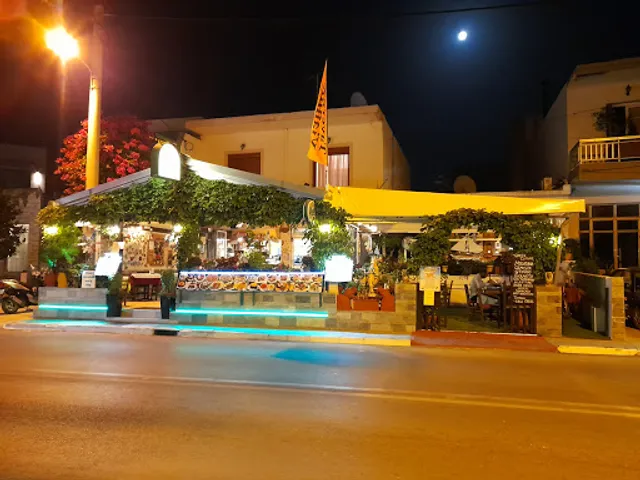 Taverna Yiannis!!! Greek traditional food, fresh fish, fresh meat and pasta!!!